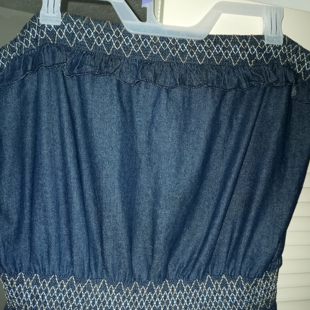 Dress - Picture 2 of 4